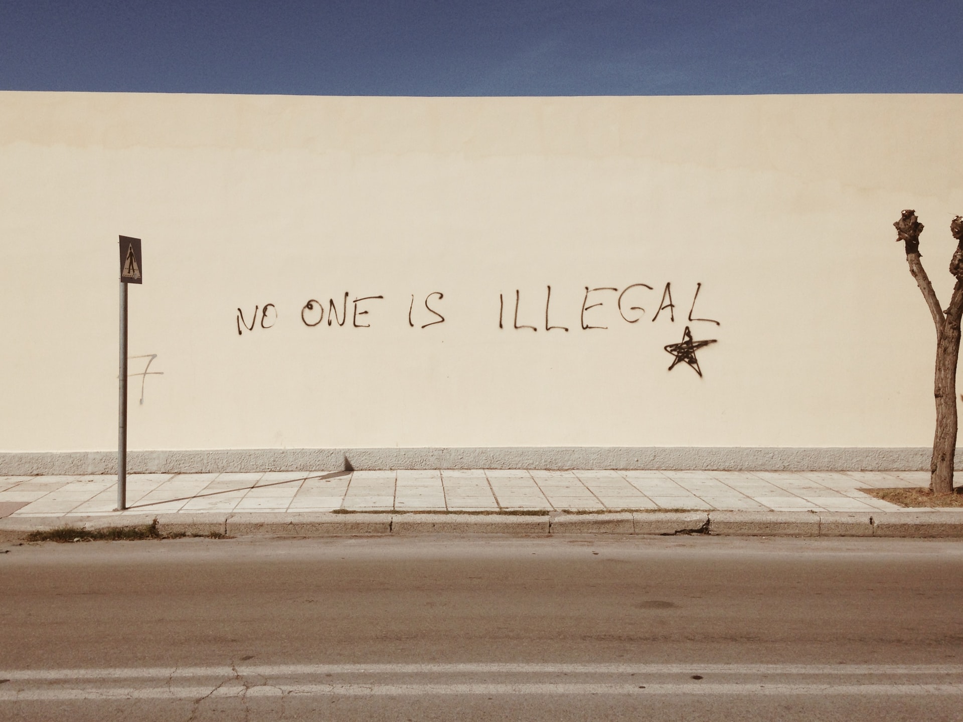Should Illegal Immigrants Be Eligible for Federal Stimulus Checks?