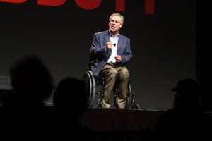 Texas Governor Abbott Breaks With Trump On Key Issue Texas Governor Abbott Breaks With Trump On Key Issue