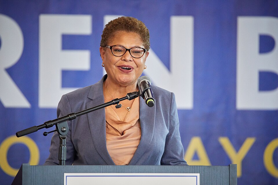 Top Democrat Mayor Refuses To Testify For Billions In Fraud